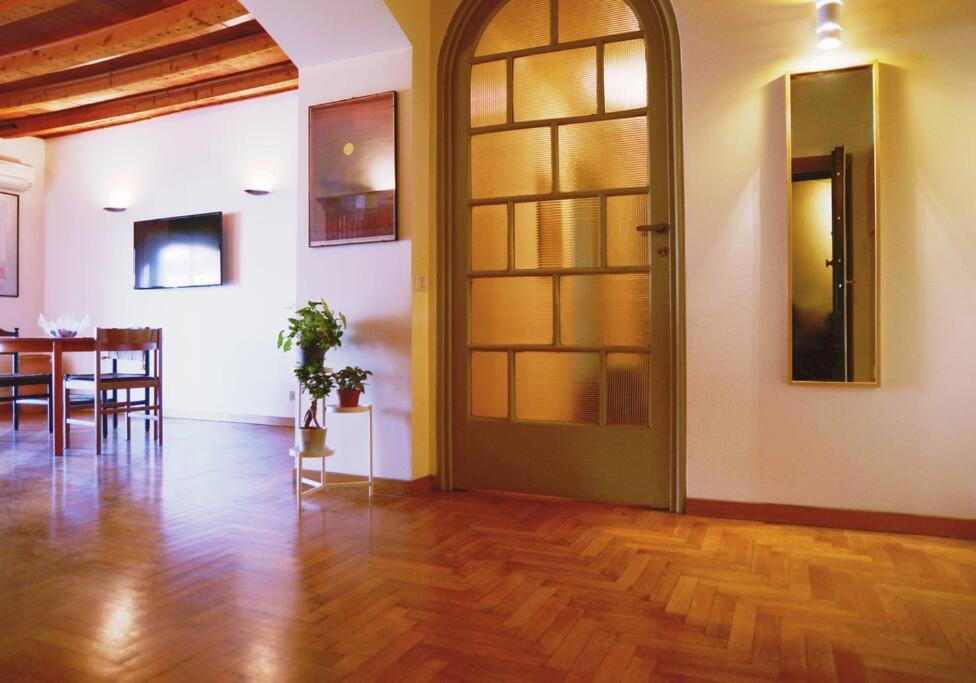 Urban House - Elegant Apartment Brera Milan Center Eksteriør bilde